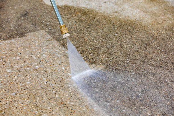 Best Commercial Pressure Washing in Cumberland, WI