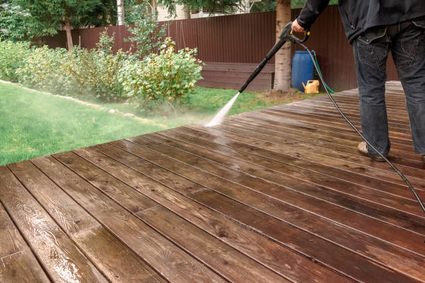 Best Building Exterior Pressure Washing in Cumberland, WI