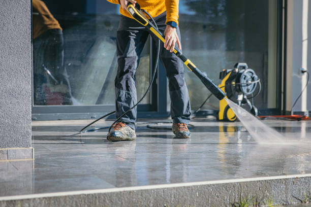Best Window and Screen Pressure Cleaning in Cumberland, WI
